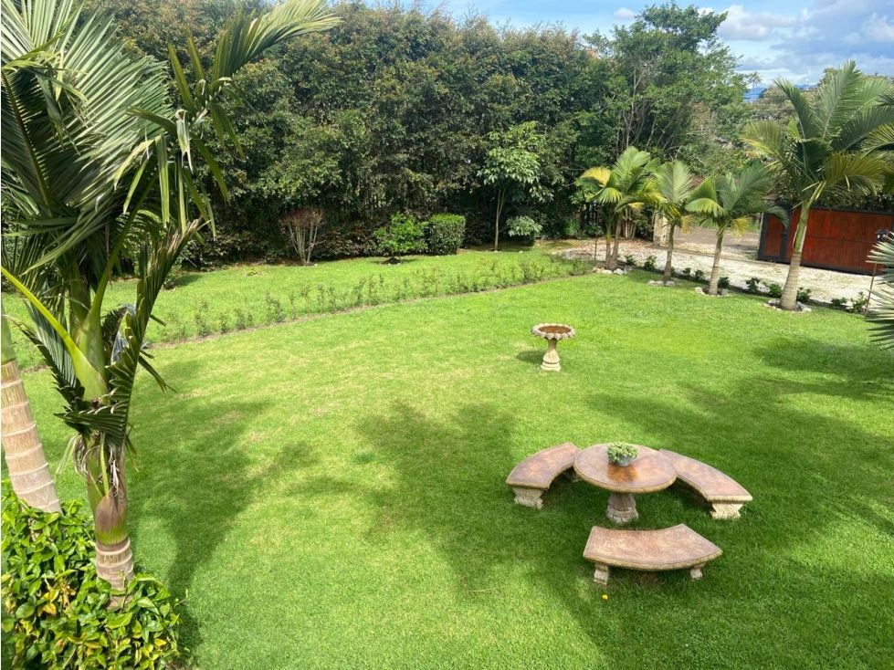 Casa Campestre en arriendo Antioquia Guarne Centro 217 m2 Habitaciones 3 Baños 2 Garajes 2 Precio $6000000