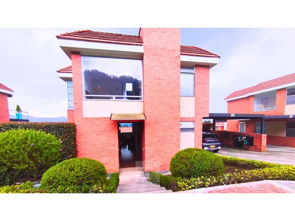 Casa Campestre en venta Cundinamarca Cajicá Cajica 367 m2 Habitaciones 3 Baños 4 Garajes 4 Precio $1250000000