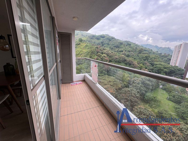 Apartamento en arriendo Antioquia Medellín El Rincon 78 m2 Habitaciones 2 Baños 2 Garajes 1 Precio $6000000