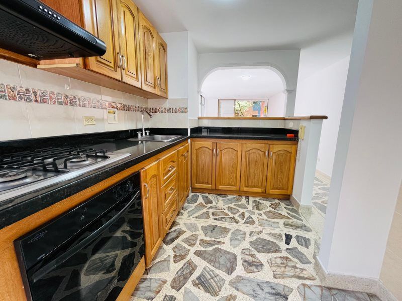 Apartamento en arriendo Antioquia Envigado Loma Del Atravesado 95 m2 Habitaciones 3 Baños 2 Garajes 2 Precio $3500000