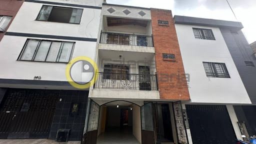 Casa en venta Santander Bucaramanga Universidad 192 m2 Habitaciones 5 Baños 3 Garajes 2 Precio $650000000