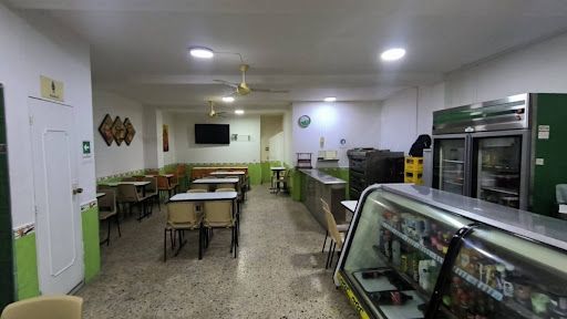 Local en arriendo Antioquia Medellín San Cristobal 135 m2 Habitaciones 0 Baños 2 Garajes 0 Precio $7000000