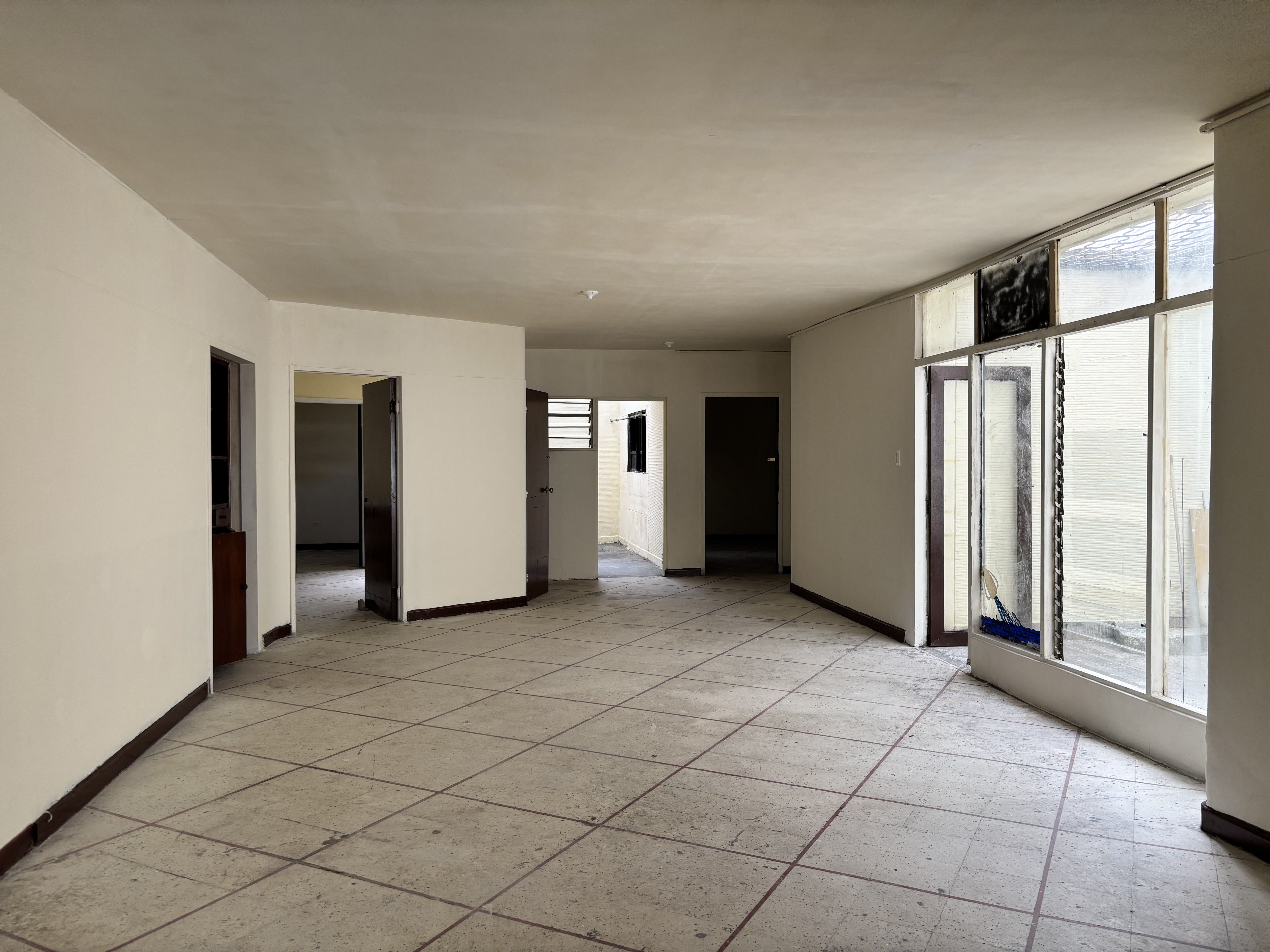 Apartamento en arriendo Antioquia Medellín Boston 160 m2 Habitaciones 4 Baños 3 Garajes 0 Precio $3000000