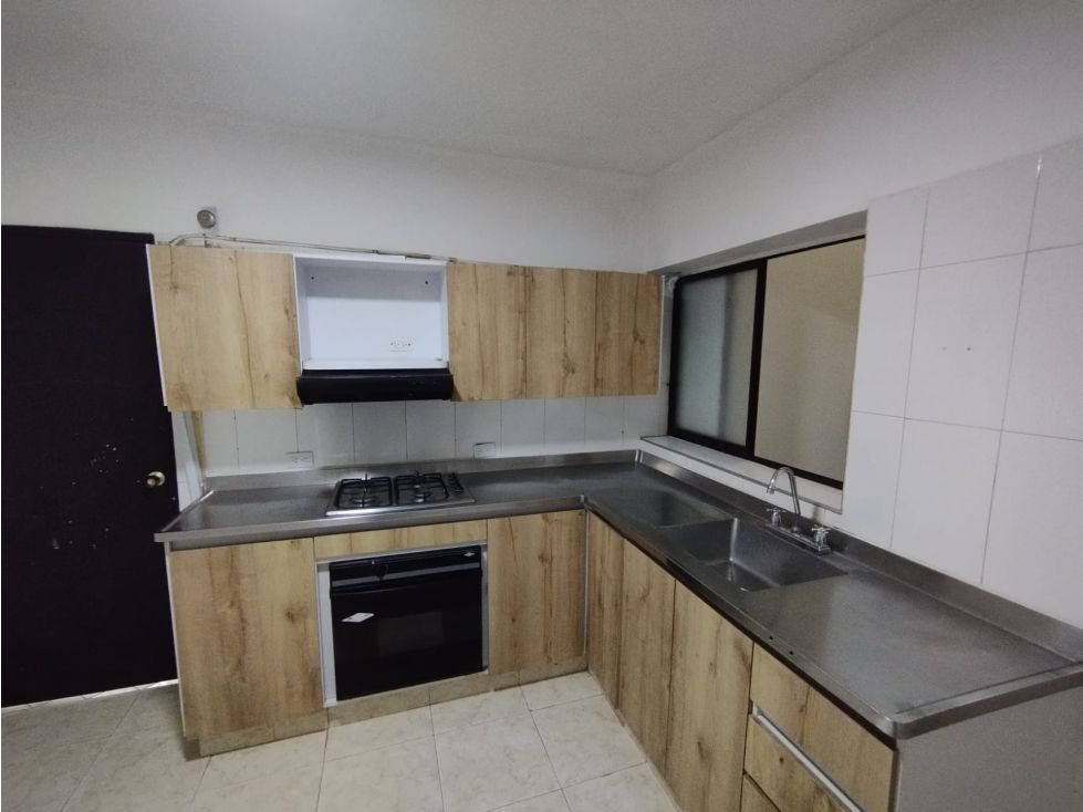Casa en arriendo Antioquia Medellín Rosales 110 m2 Habitaciones 4 Baños 1 Garajes 1 Precio $4072000