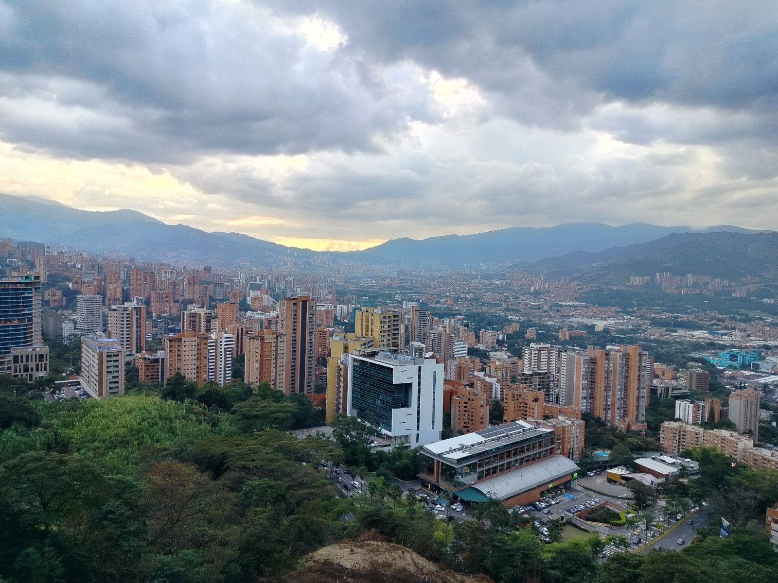 Apartamento en arriendo Antioquia Medellín Asomadera No2 72 m2 Habitaciones 2 Baños 2 Garajes 1 Precio $4000000