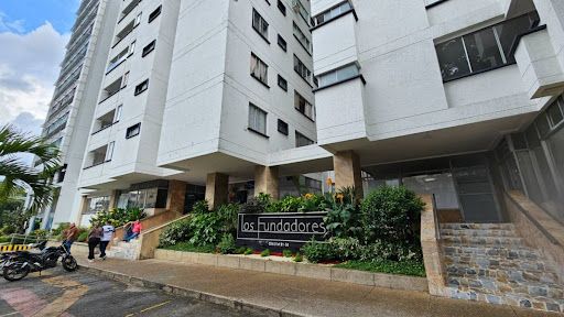 Apartamento en venta Santander Bucaramanga Sotomayor 163 m2 Habitaciones 3 Baños 3 Garajes 1 Precio $570000000