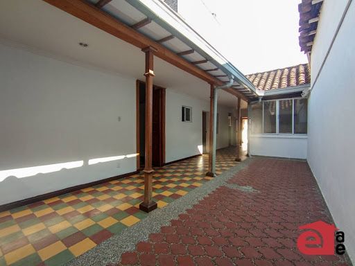 Casa en arriendo Antioquia Envigado La Mesa 225 m2 Habitaciones 6 Baños 2 Garajes 1 Precio $8000000