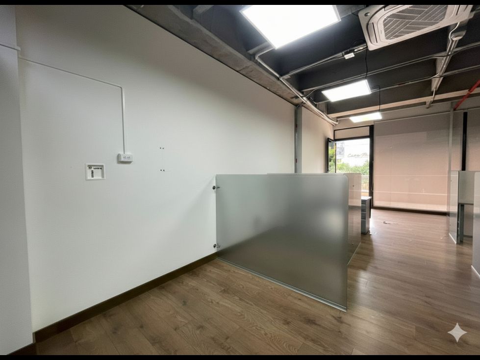 Local en venta Antioquia Sabaneta Las Casitas 60 m2 Habitaciones 0 Baños 1 Garajes 0 Precio $653232500