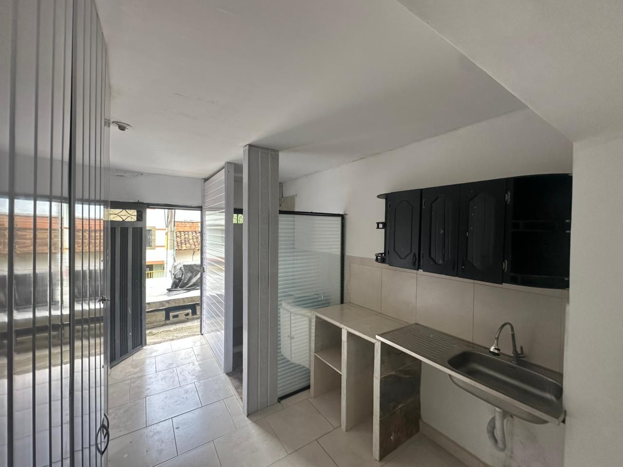 Apartaestudio en arriendo Antioquia Medellín El Pomar 22 m2 Habitaciones 1 Baños 1 Garajes 0 Precio $800000