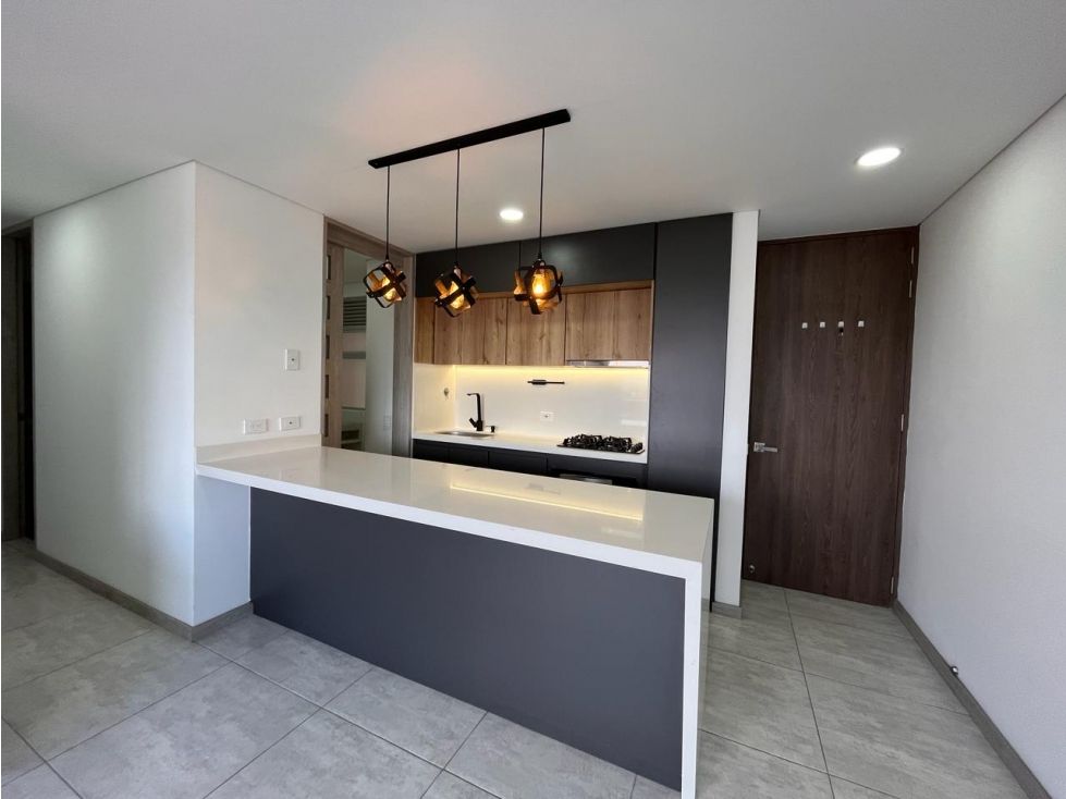 Apartamento en arriendo Antioquia Rionegro San Antonio 65 m2 Habitaciones 2 Baños 2 Garajes 1 Precio $2700000