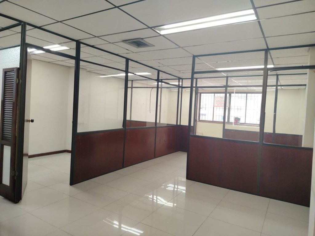 Oficina en arriendo Valle Del Cauca Cali San Pedro 55 m2 Habitaciones 0 Baños 0 Garajes 0 Precio $1500000