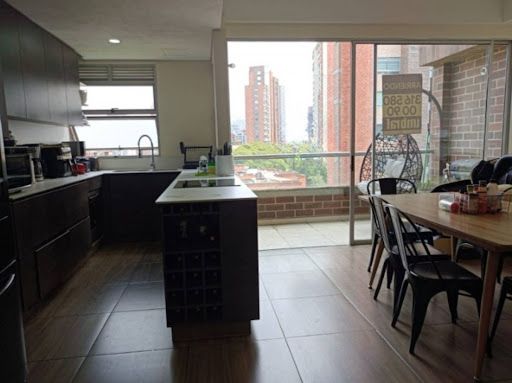 Apartamento en arriendo Antioquia Envigado Bosques De Zúñiga 185 m2 Habitaciones 4 Baños 3 Garajes 3 Precio $7000000
