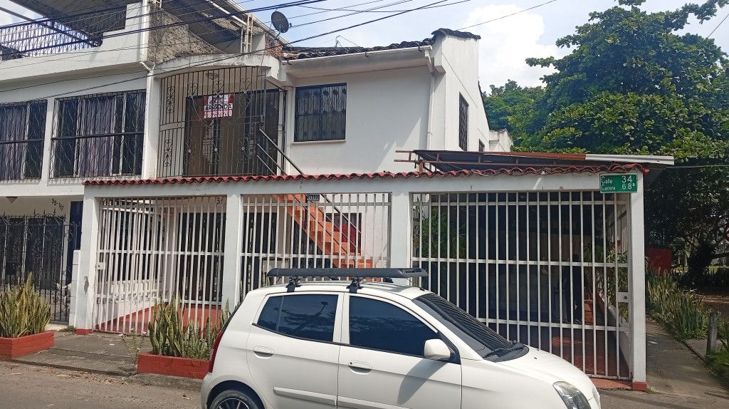 Apartamento en arriendo Valle Del Cauca Cali Ciudad 2000 40 m2 Habitaciones 2 Baños 1 Garajes 0 Precio $1300000