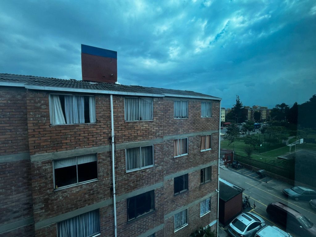 Apartamento en arriendo Cundinamarca Bogotá Techo 50 m2 Habitaciones 3 Baños 1 Garajes 0 Precio $1400000