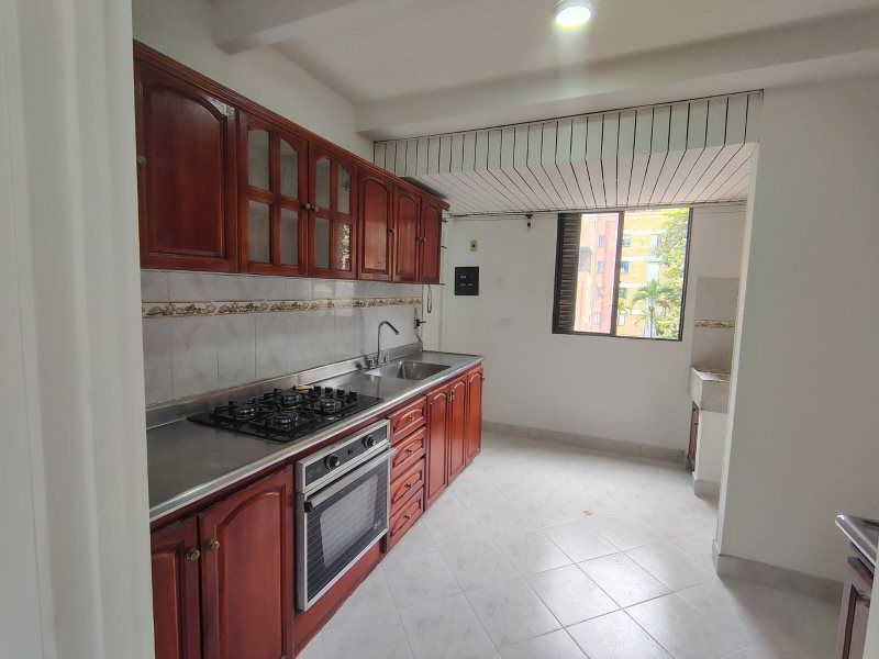 Apartamento en arriendo Antioquia Envigado Asd 90 m2 Habitaciones 3 Baños 2 Garajes 0 Precio $3200000