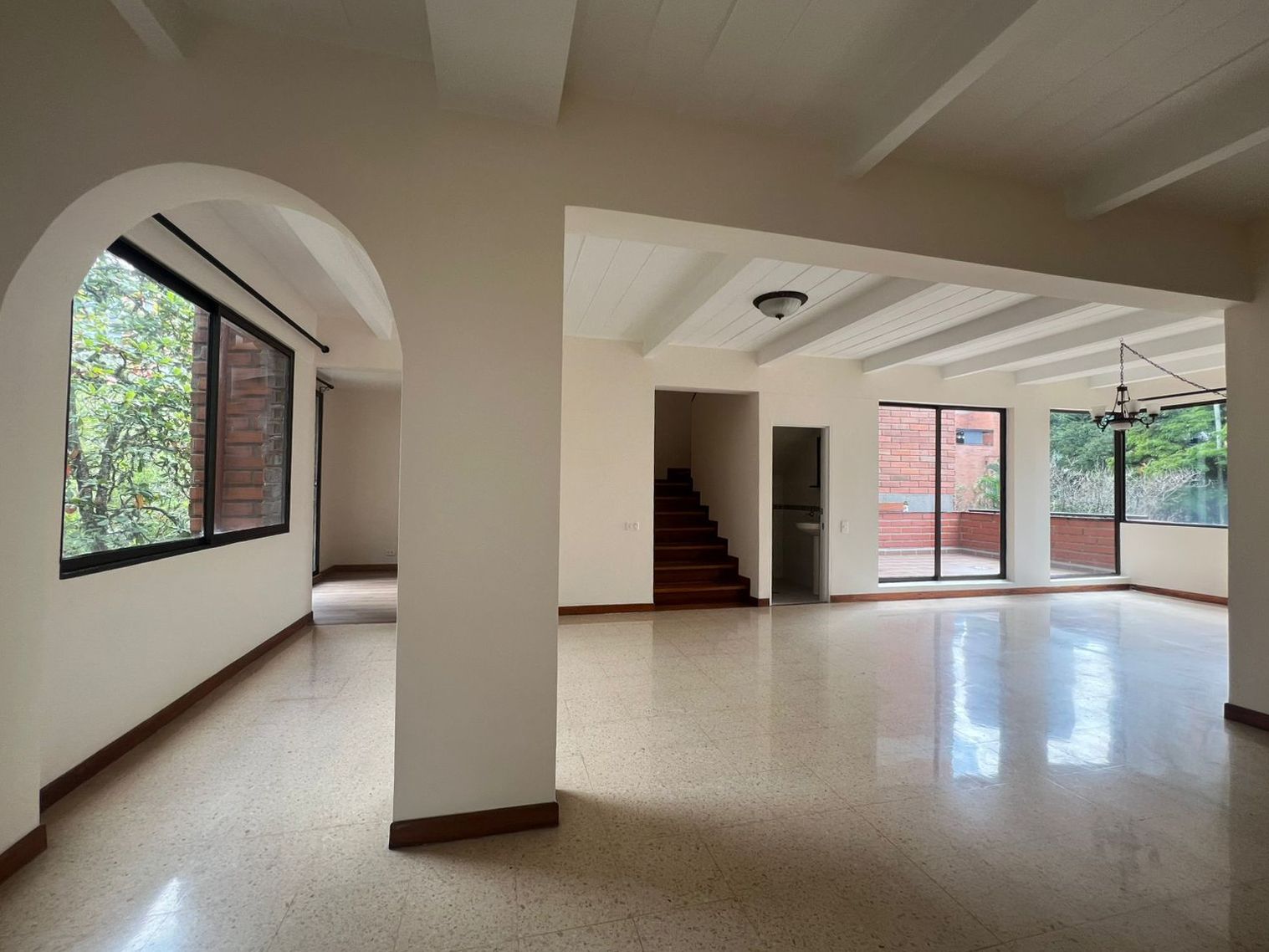 Apartamento en arriendo Antioquia Envigado La Pradera 189 m2 Habitaciones 3 Baños 3 Garajes 1 Precio $5650000