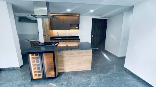 Apartamento en arriendo Antioquia Medellín Asomadera No1 68 m2 Habitaciones 2 Baños 2 Garajes 1 Precio $3500000