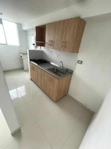 Apartamento en arriendo Antioquia Medellín Santa Rosa De Lima 60 m2 Habitaciones 3 Baños 2 Garajes 1 Precio $2400000