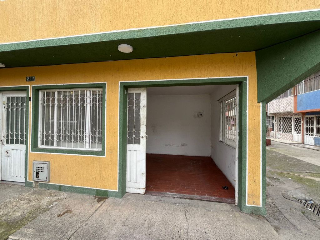 Local en arriendo Cundinamarca Bogotá Ciudad Bachué 20 m2 Habitaciones 0 Baños 1 Garajes 0 Precio $1100000