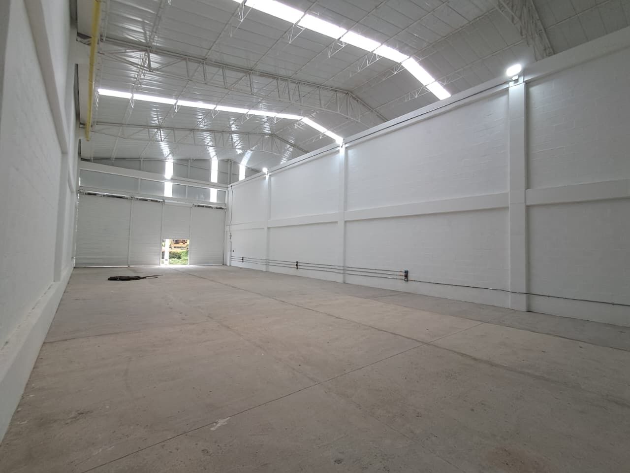 Bodega en arriendo Antioquia Bello Bello 300 m2 Habitaciones 0 Baños 2 Garajes 0 Precio $5400000