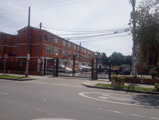 Casa en arriendo Cundinamarca Bogotá El Tintal 60 m2 Habitaciones 3 Baños 1 Garajes 0 Precio $1350000