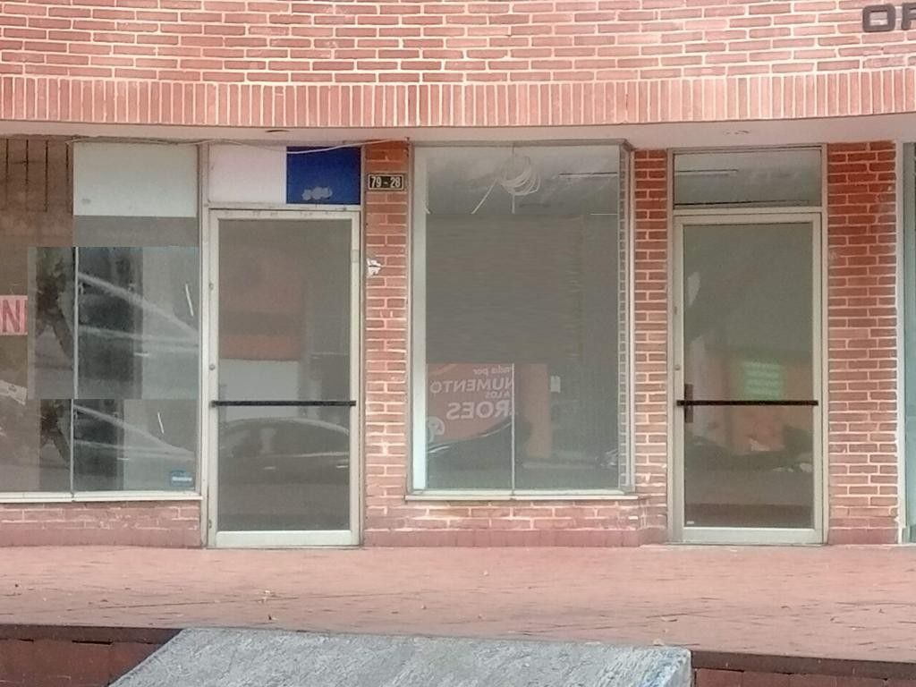 Local en arriendo Cundinamarca Bogotá Lago Gaitan 25 m2 Habitaciones 0 Baños 1 Garajes 0 Precio $2650000