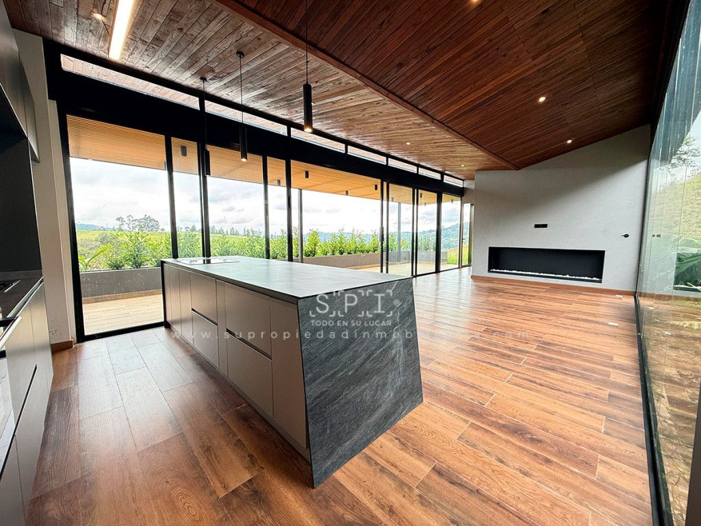 Casa en venta Antioquia Envigado El Chocho 331 m2 Habitaciones 3 Baños 5 Garajes 4 Precio $3300000000