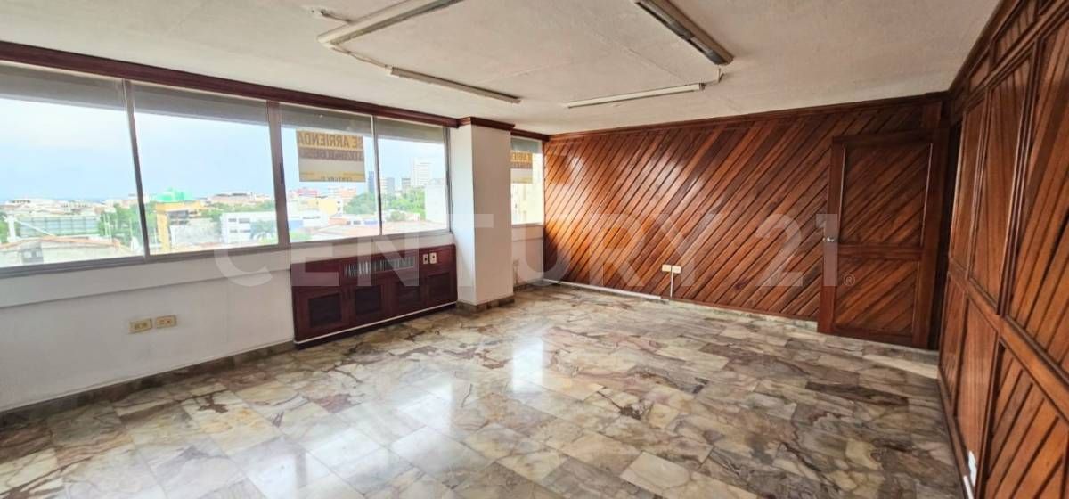 Oficina en arriendo Valle Del Cauca Cali Granada 50 m2 Habitaciones 0 Baños 1 Garajes 0 Precio $2300000