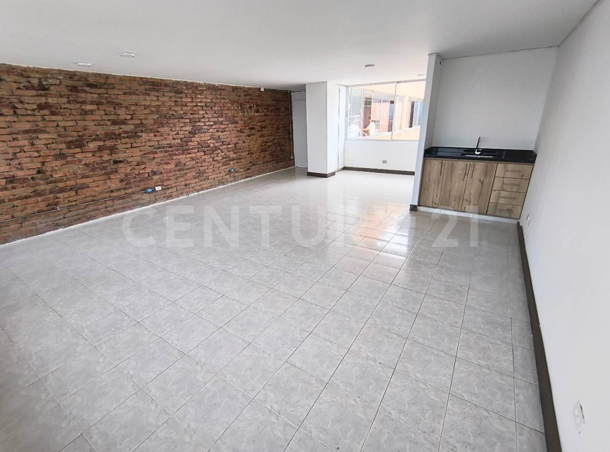 Oficina en arriendo Valle Del Cauca Cali Granada 50 m2 Habitaciones 0 Baños 1 Garajes 1 Precio $2500000