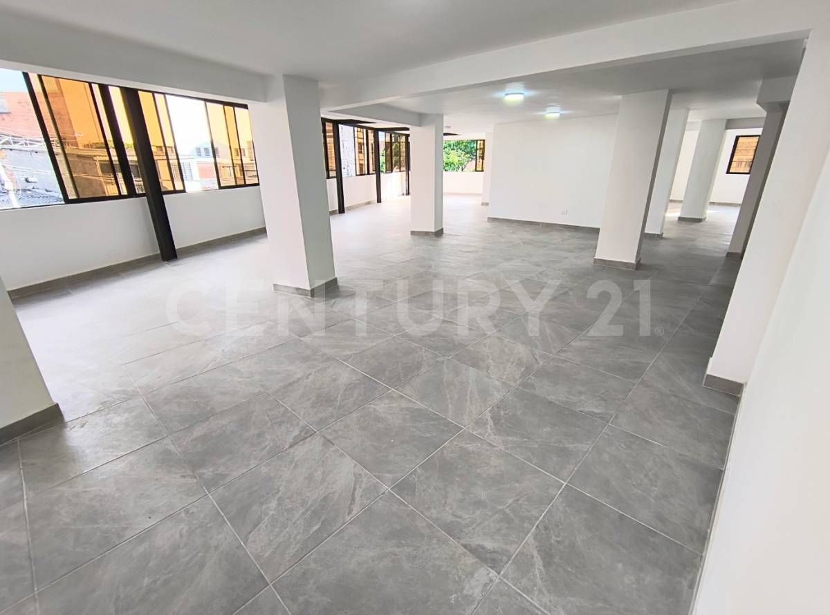 Local en arriendo Valle Del Cauca Cali El Prado 252 m2 Habitaciones 0 Baños 2 Garajes 1 Precio $4000000