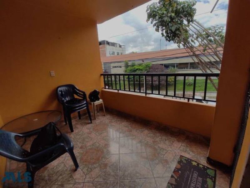 Casa en venta Antioquia Medellín Las Mercedes 177 m2 Habitaciones 3 Baños 1 Garajes 0 Precio $350000000