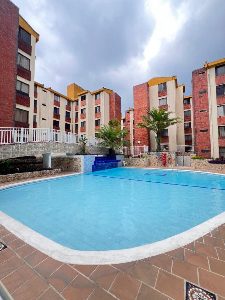 Apartamento en arriendo Valle Del Cauca Cali Urbanización Colseguros 60 m2 Habitaciones 3 Baños 2 Garajes 1 Precio $1300000