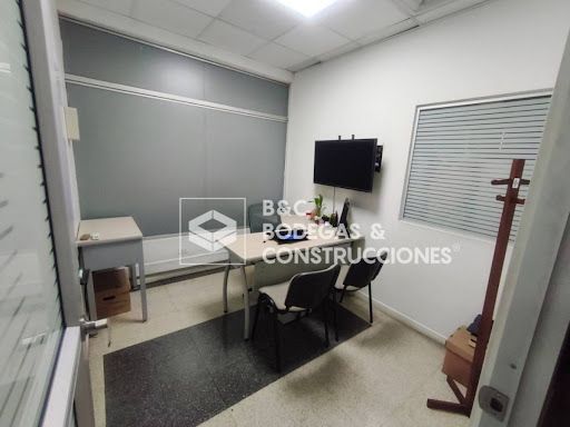 Bodega en arriendo Antioquia Medellín Colombia 271 m2 Habitaciones 0 Baños 2 Garajes 0 Precio $18000000