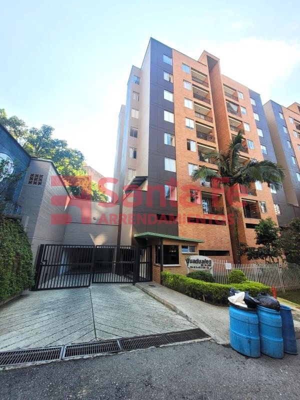 Apartamento en arriendo Antioquia Envigado La Paz 60 m2 Habitaciones 3 Baños 2 Garajes 1 Precio $2700000