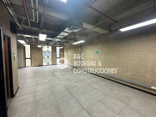 Oficina en arriendo Antioquia Medellín Guayabal 60 m2 Habitaciones 0 Baños 1 Garajes 1 Precio $5800000