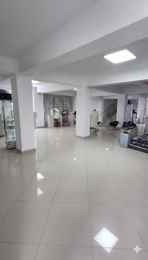 Oficina en arriendo Antioquia Medellín La Candelaria 185 m2 Habitaciones 0 Baños 2 Garajes 0 Precio $7000000