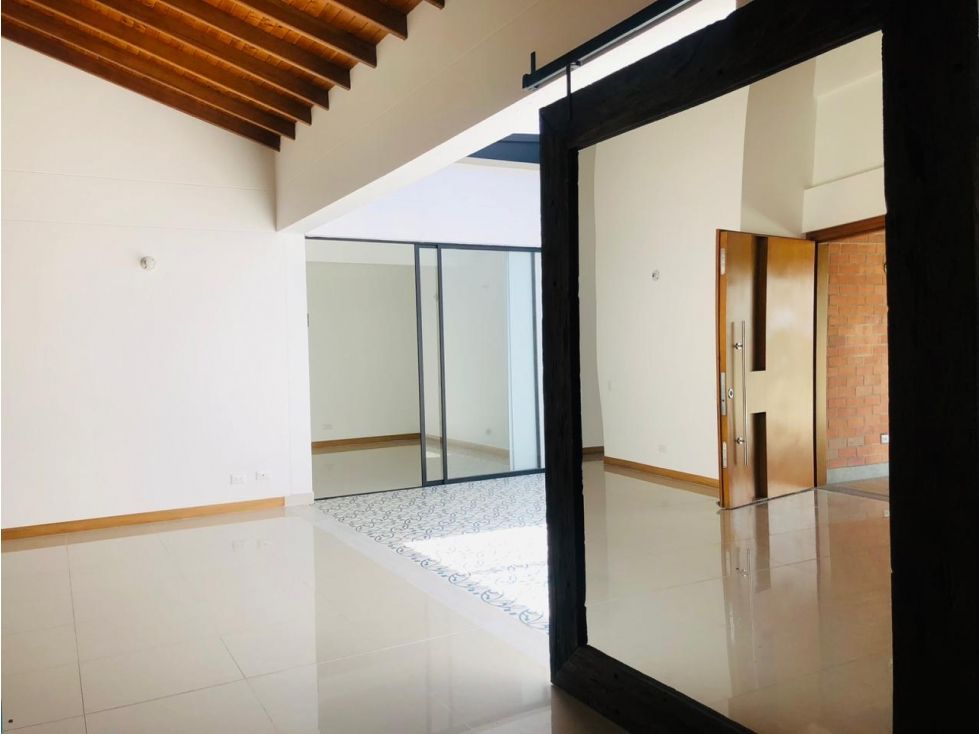 Casa en arriendo Antioquia Rionegro El Porvenir 161 m2 Habitaciones 3 Baños 3 Garajes 2 Precio $4600000