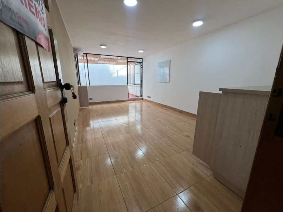 Oficina en arriendo Caldas Manizales Lleras 30 m2 Habitaciones 0 Baños 0 Garajes 0 Precio $900000