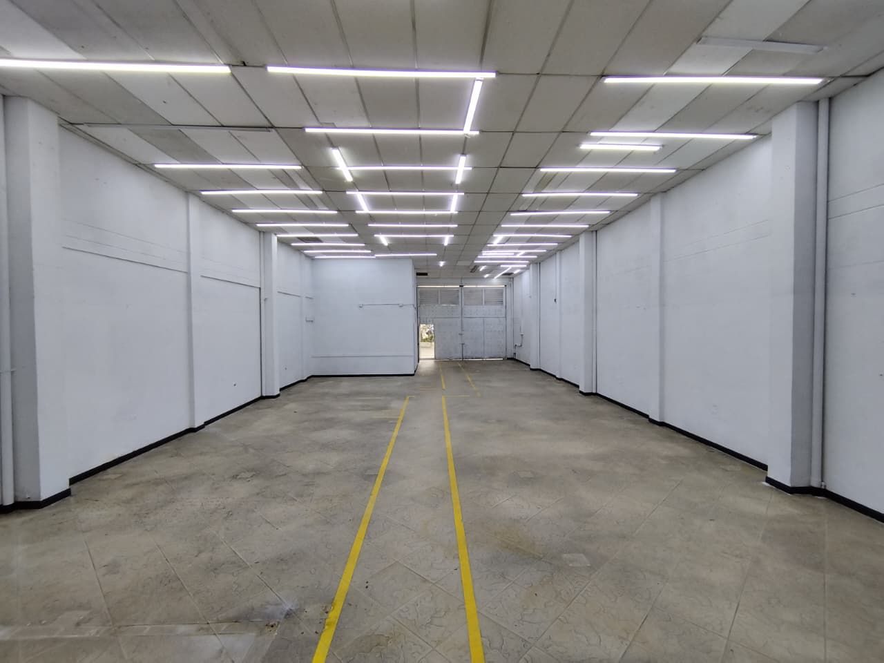 Bodega en arriendo Antioquia Envigado La Mesa 267 m2 Habitaciones 0 Baños 2 Garajes 0 Precio $12500000