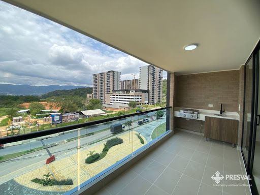 Apartamento en arriendo Santander Floridablanca Cr Club House Gold 121 m2 Habitaciones 3 Baños 3 Garajes 1 Precio $3849000