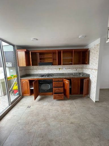 Casa en arriendo Antioquia Itagüí Ditaires 140 m2 Habitaciones 3 Baños 2 Garajes 1 Precio $3800000