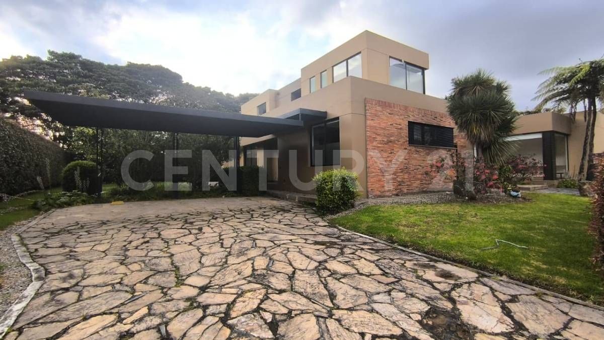 Casa en arriendo Cundinamarca Cota Cota 455 m2 Habitaciones 4 Baños 5 Garajes 6 Precio $12500000