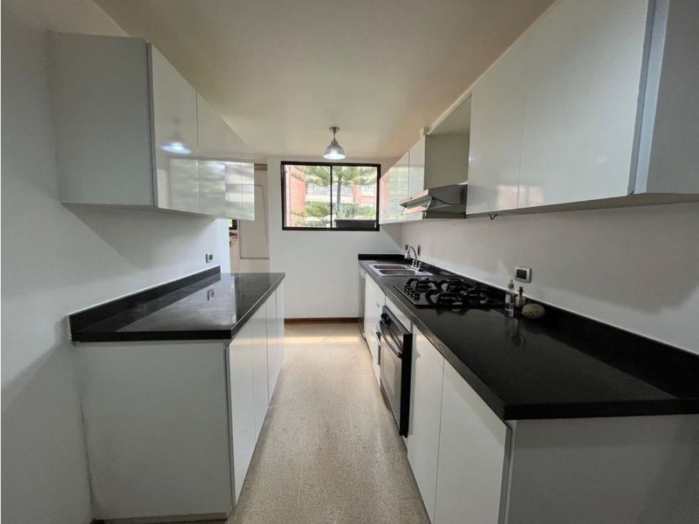 Apartamento en arriendo Antioquia Medellín Las Lomas No 2 136 m2 Habitaciones 4 Baños 3 Garajes 2 Precio $7300000