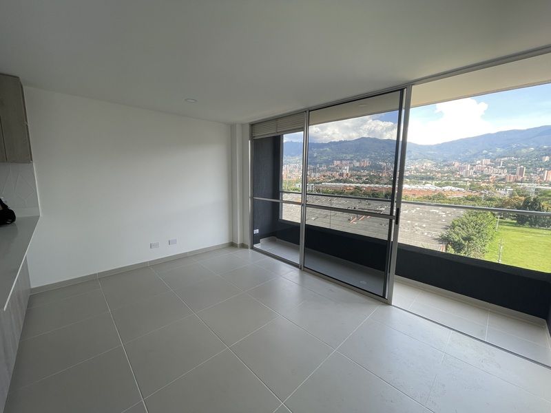 Apartamento en arriendo Antioquia Itagüí Zona Industrial 1 80 m2 Habitaciones 3 Baños 2 Garajes 1 Precio $3200000