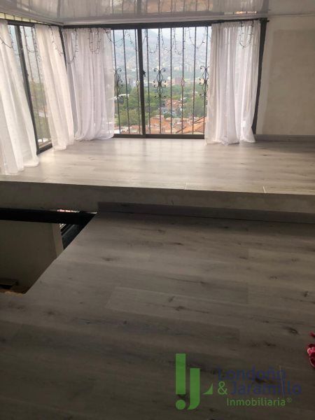 Casa en venta Antioquia Medellín Bello Horizonte 189 m2 Habitaciones 6 Baños 3 Garajes 0 Precio $445000000