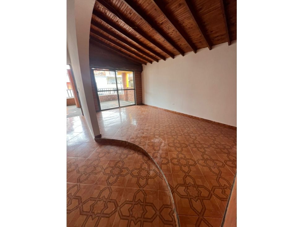 Apartamento en arriendo Antioquia Medellín Aranjuez 175 m2 Habitaciones 5 Baños 2 Garajes 0 Precio $3975000