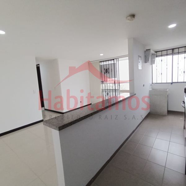 Apartamento en arriendo Antioquia Envigado Trianon 64 m2 Habitaciones 3 Baños 2 Garajes 1 Precio $2800000
