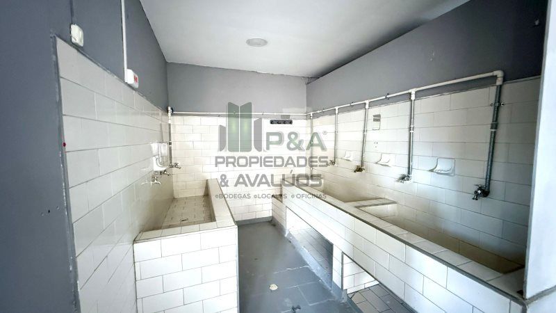 Bodega en arriendo Antioquia Medellín Perpetuo Socorro 530 m2 Habitaciones 0 Baños 3 Garajes 0 Precio $15000000