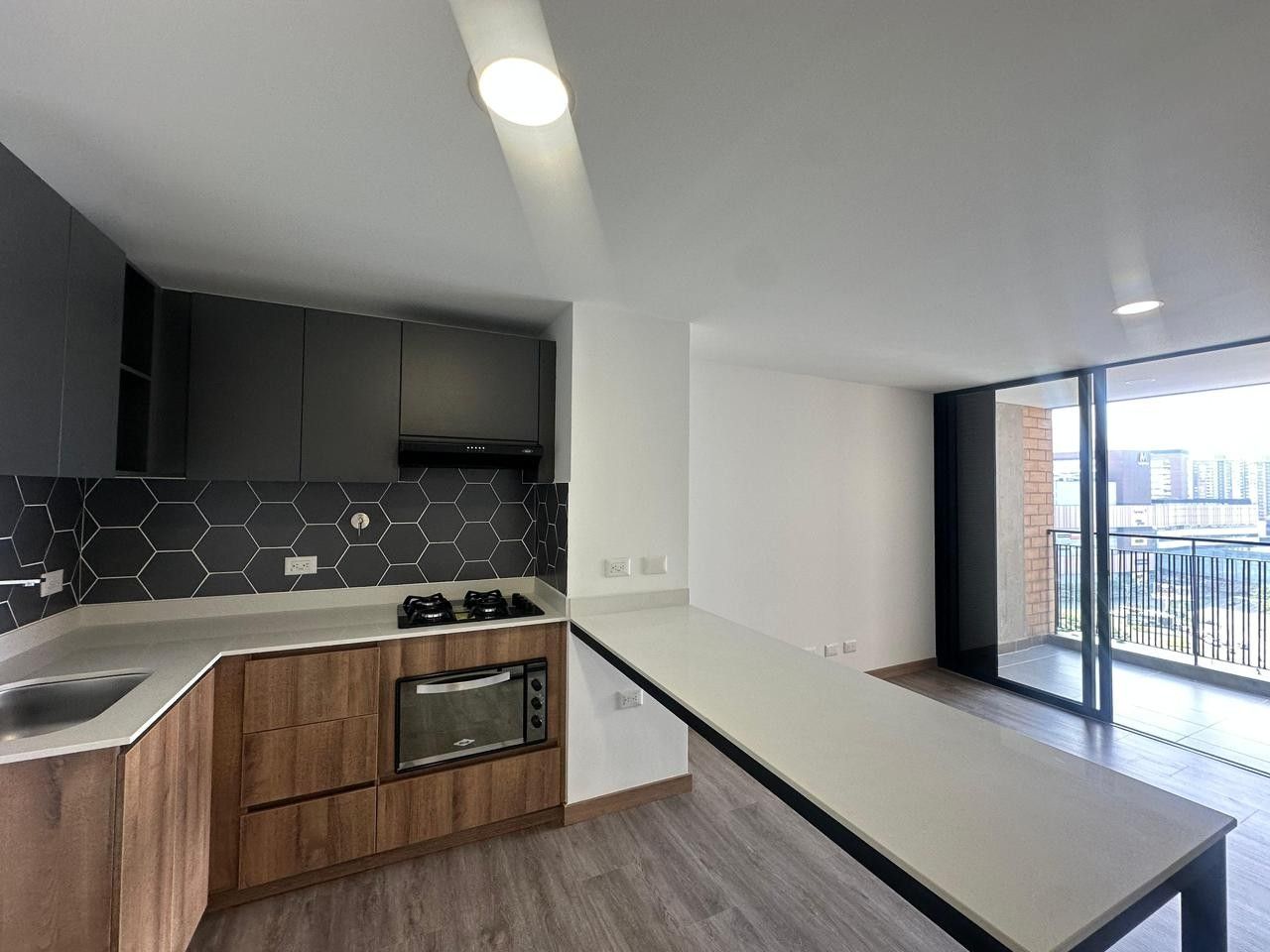 Apartamento en arriendo Antioquia Envigado Las Casitas 61 m2 Habitaciones 2 Baños 2 Garajes 1 Precio $3100000