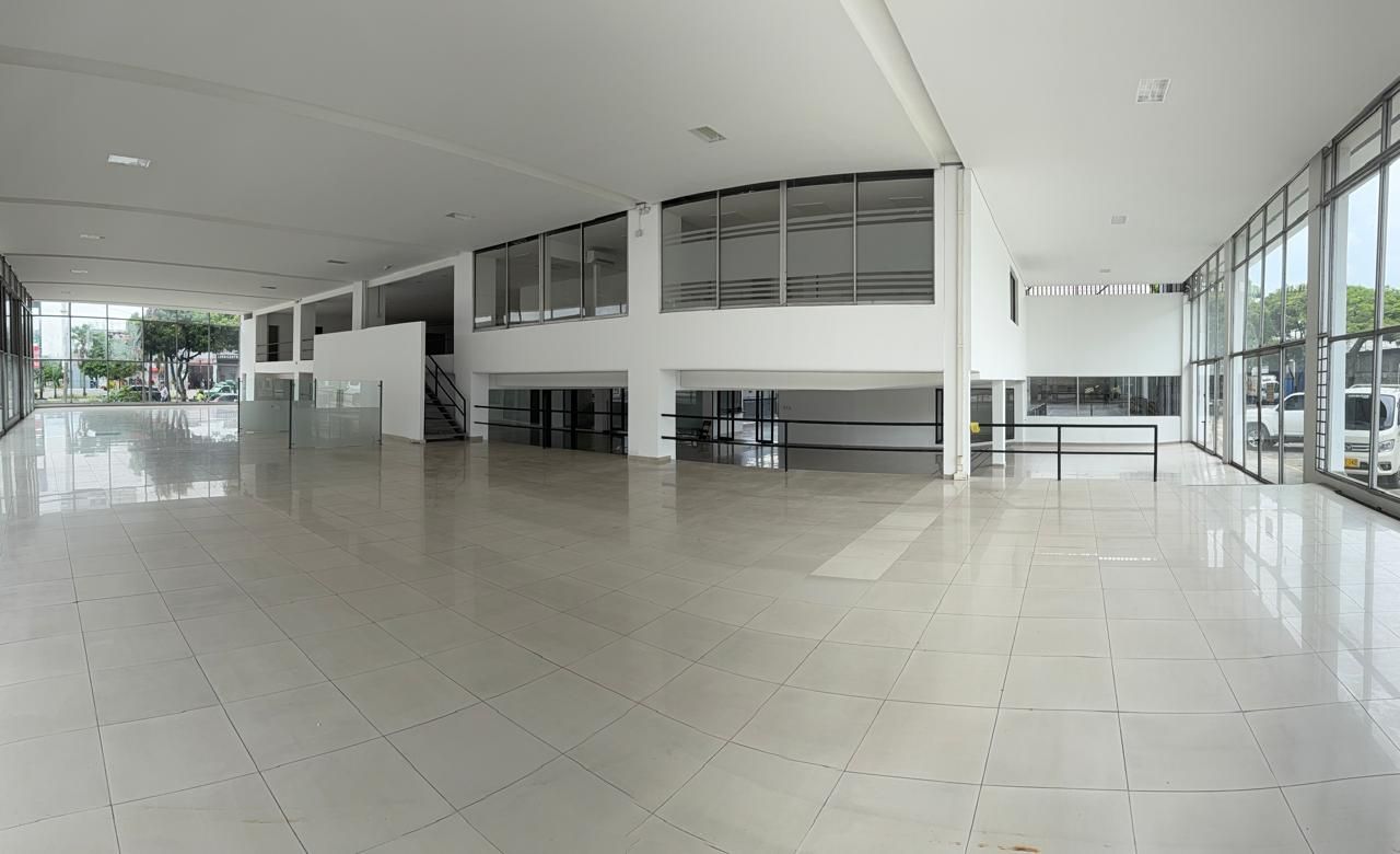 Local en arriendo Valle Del Cauca Cali Santander 4750 m2 Habitaciones 0 Baños 4 Garajes 6 Precio $94200001